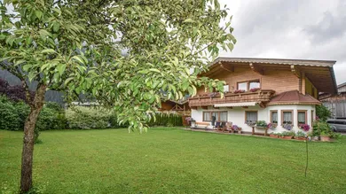 3-Zimmer-DG Wohnung