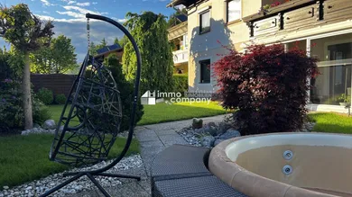 Südansicht und Garten