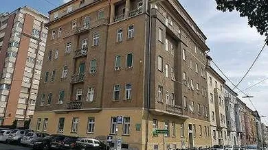 056_1957878962_hoved