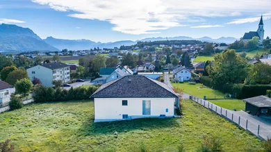 Grundstücksansicht mit Ausblick