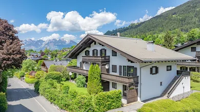KITZIMMO-Exklusiver Freizeitwohnsitz am Sonnberg mit Panoramablick kaufen - Immobilien Kitzbühel.