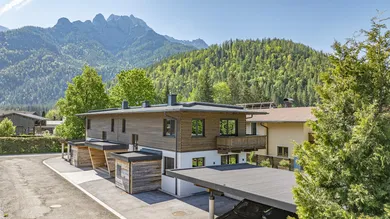 KITZIMMO-Exklusive Haushälfte in Ruhelage mit Bergblick kaufen - Immobilien Waidring.
