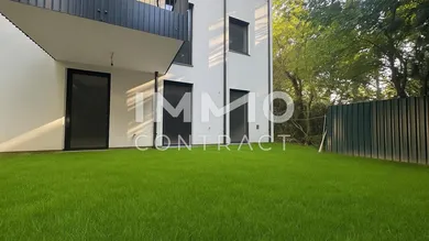 Garten mit Terrasse