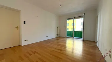Wohnzimmer Türe, Loggia