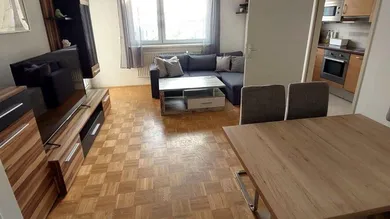 Wohn-/Esszimmer