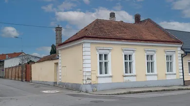 Altbau