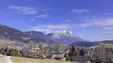 Blick auf Gröbming und den Grimming