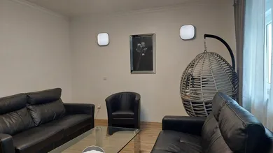 2 Wohnzimmer 1220