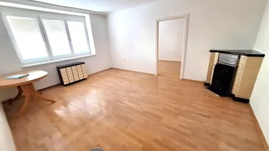 02 Wohnzimmer