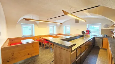 Gaststätte - Essbereich - Bar - Zlan - pachten