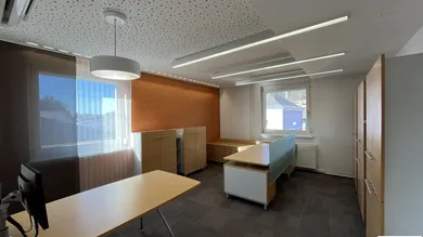 Büro 1