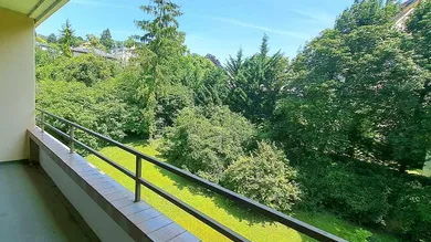 Loggia mit Grünblick