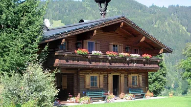 Alpin-Chalet, Immobilien-Kurz-Salzburg