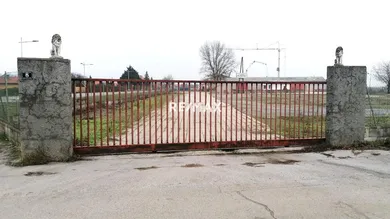 Einfahrtstor