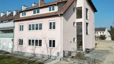 Straßenansicht