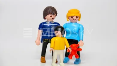 playmobil-1266952_1280.jpg