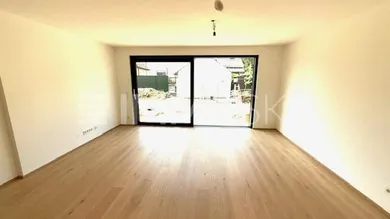 Großes Zimmer