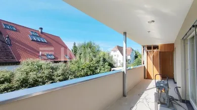 Terrasse mit Baustelle