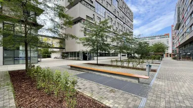 Platzgestaltung Eingang