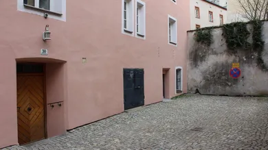 Eingang in die Gewerbefläche von Osten
