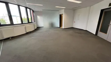 Büroraum 2 (2)