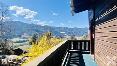 Balkon EG