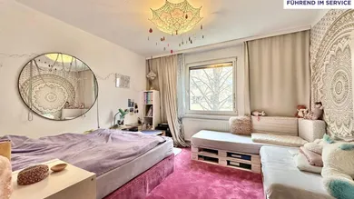 Schlafzimmer 1