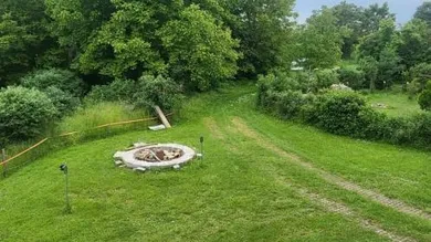 Blick vom Haus in den Garten