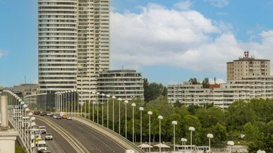 Reichsbrücke_Alte Donau