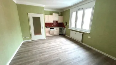 Zimmer mit Küchenzeile