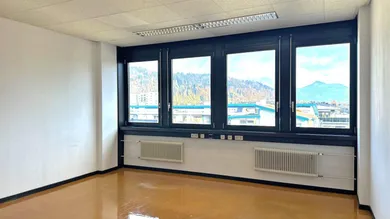 Büroraum Bild 1