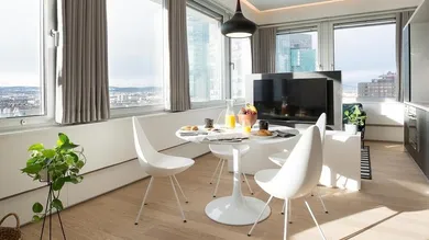 PRESTIGE SERVICED APARTMENT LUXUS FULL FURNISHED