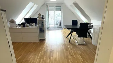 Wohnzimmer/Esszimmer/Küche