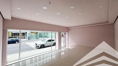 Shopfläche rechts Mozartstrasse