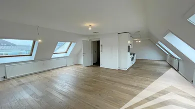 Wohn-/Esszimmer