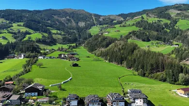 FÜGENBERG - Doppelhaushälfte in Aussichtslage