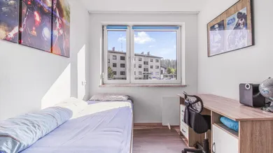 Schlafzimmer 1