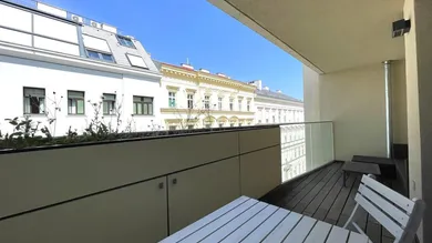 ABENDSONNE auf der Loggia