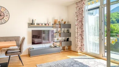 HP1-3-Zimmer-Wohnung-Langwied-Wohnzimmer