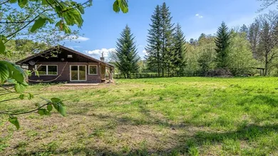 HP1-Grundstück-mit-Altbestand-Hallwang-Ansicht-1