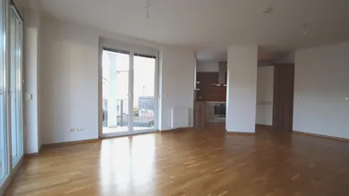 4 Wohnzimmer-Küche