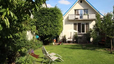 Haus Gartenansicht