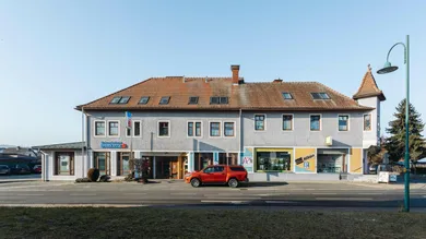 Neussl_Sparkassen_Geba¨ude_01 2024-2