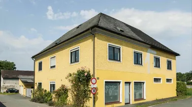 Gebäude