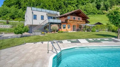 Landhaus-Puch-bei-Salzburg-Ansicht-Pool