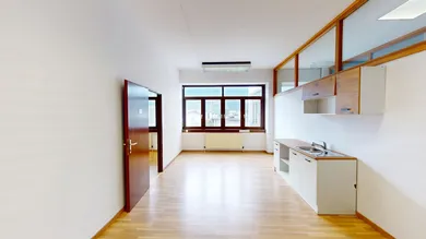Büro mit Teeküche