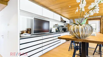 Büro/Besprechnungsraum