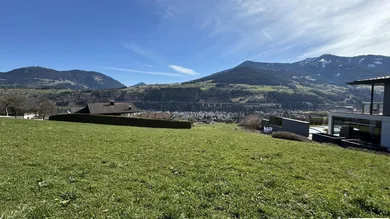 Grundstück