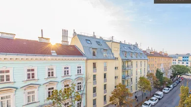 DECUS - Immobilien