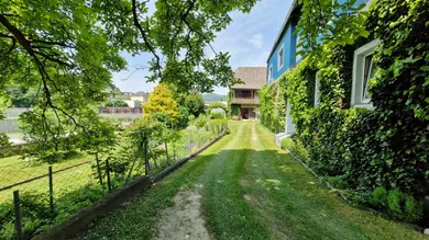 Hofzufahrt